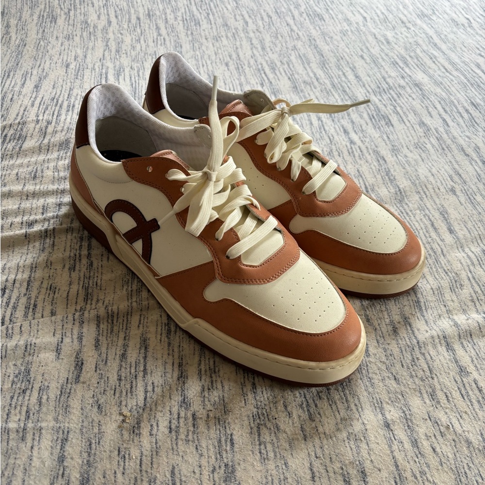 Loci vegan atom sneakers